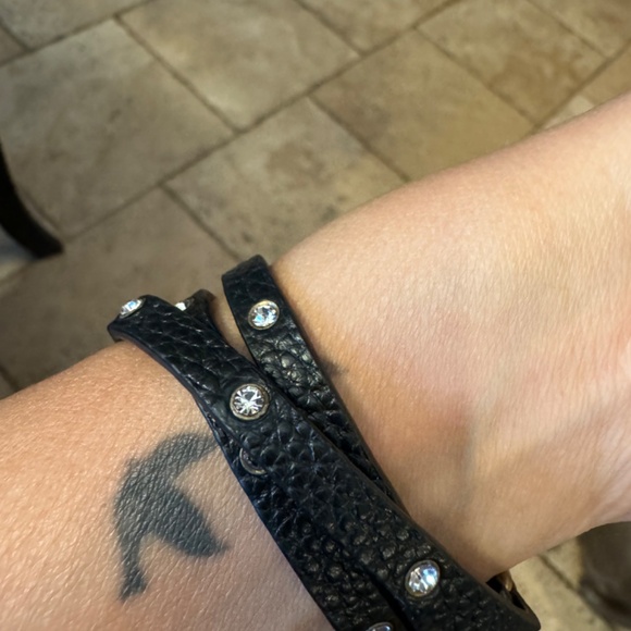 Crustal studded Multi-wrap Bracelet - Picture 2 of 4